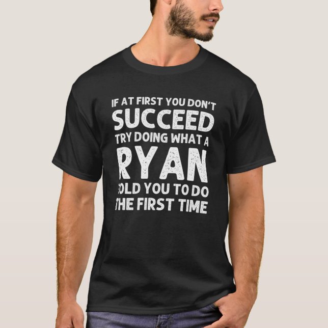 Camiseta RYAN Funny Surname Family Tree Birthday Reunion Id (Frente)