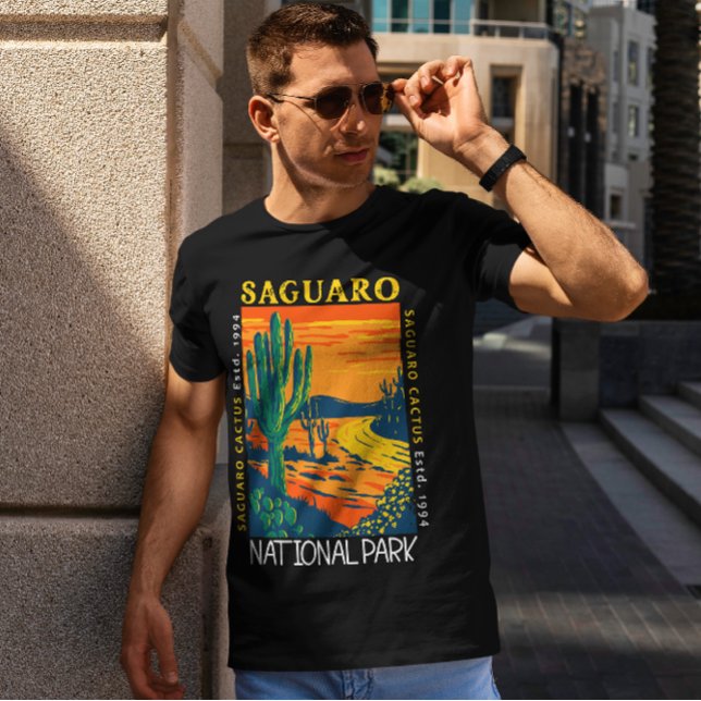 Camiseta Saguaro National Park Arizona Vintage se aflita (Criador carregado)