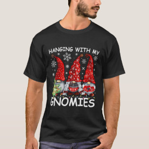 Camiseta Saindo Com Meu Gnomo De Gnomias