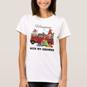 Camiseta Saindo Com Meus Gnomos