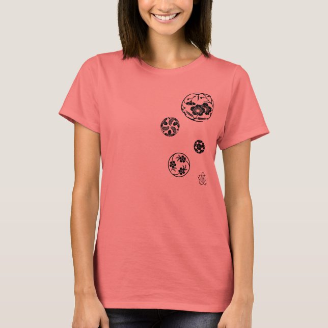 Camiseta Sakura, cresto familiar japonês (Frente)