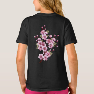 Camiseta Sakura rosa no fundo da pintura