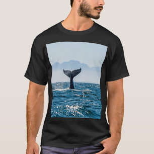 Camiseta Sala De Baleia: Água Dramática.