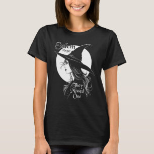 Camiseta Salem 1692 Perderam Um Belo Som De Halloween