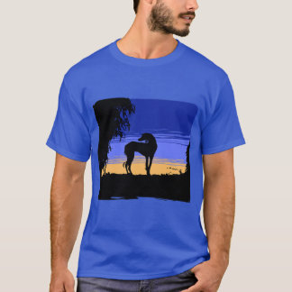 Camiseta Saluki at night