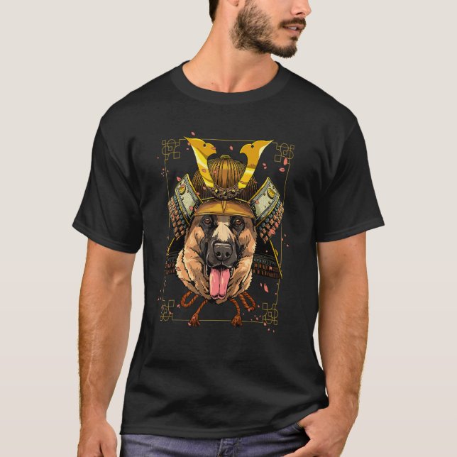 Camiseta Samurai German Shepherd Dog  Japanese Warrior Bush (Frente)