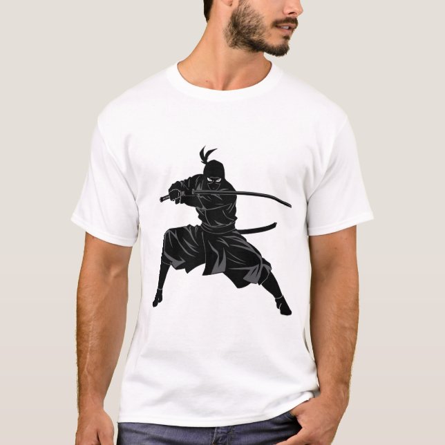 Camiseta Samurai Ninja Silhueta Monocromática (Frente)