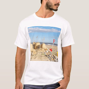 Camiseta Sandcastle na praia
