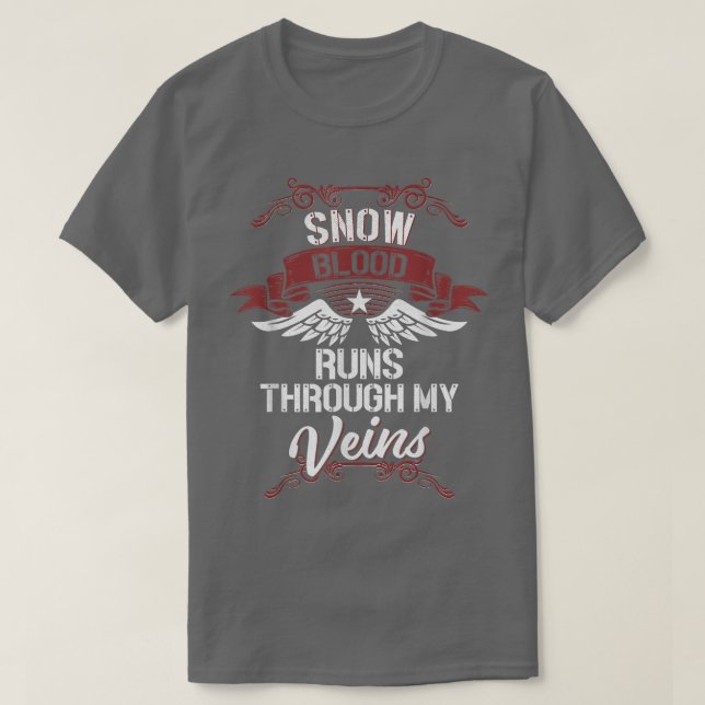 Camiseta Sangue De Neve Atravessa Minha Família Sobrenome D (Frente do Design)