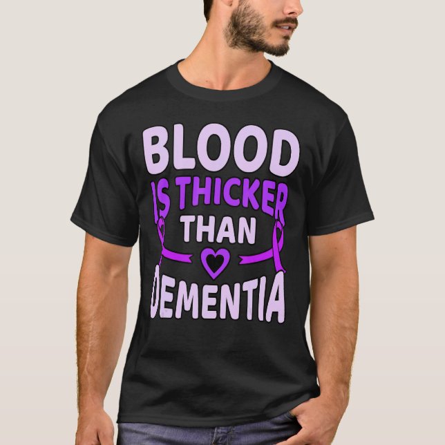 Camiseta Sangue é mais espesso que anão de demência de Alzh (Frente)