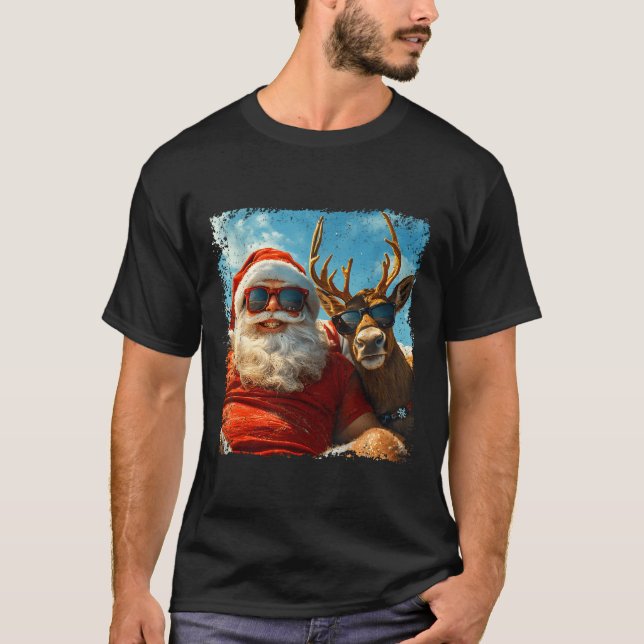 Camiseta Santa And Reindeer Selfie Funny Christmas Vacation (Frente)