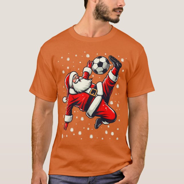 Camiseta Santa Plays Soccer Bicycle Kick Christmas Women Me (Frente)