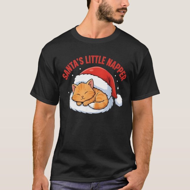 Camiseta Santa’s Little Napper Cute Christmas Funny Cat (Frente)