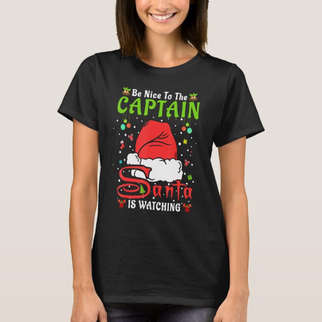 Camiseta Santa Xmas Pajamas Be Nice To The Captain Christma (Frente)