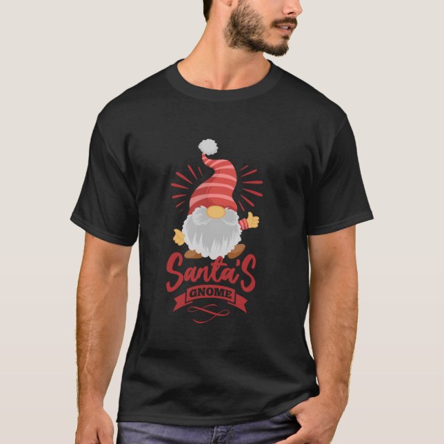 Camiseta Santas Gnome Christmas Holiday Xmas  (Frente)