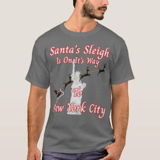 Camiseta Santas Sleigh Is On Its Way To New York City Tee