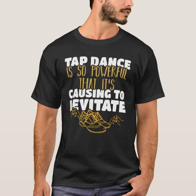 Camiseta Sapateado É Tão Poderoso Que Está Fazendo Levi (Frente)