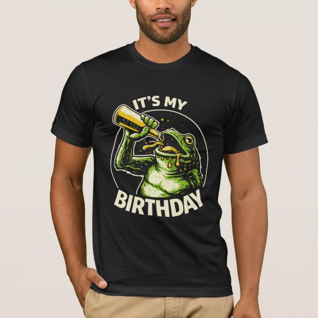 Camiseta Sapo Bebendo Cerveja de Aniversário (Frente)