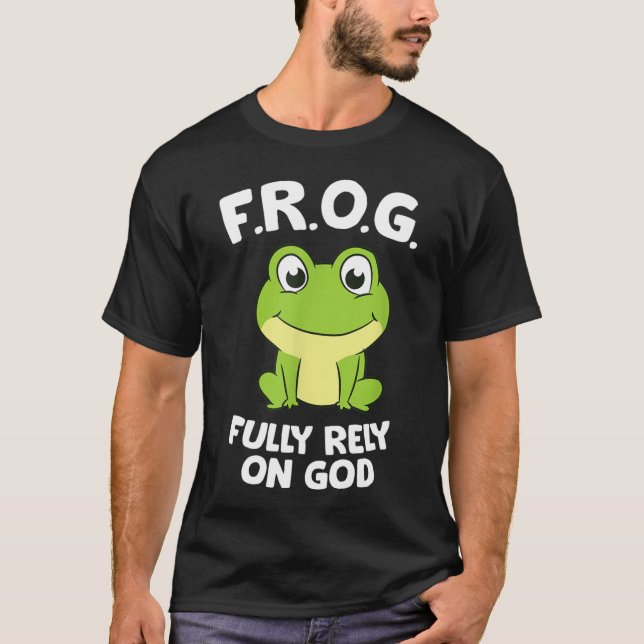 Camiseta Sapo Bonito Depende Totalmente Do Sapo Cristão De  (Frente)
