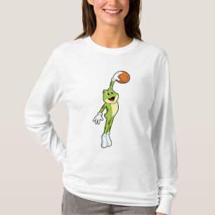 Camiseta Sapo como jogador de basquete com basquetebol.