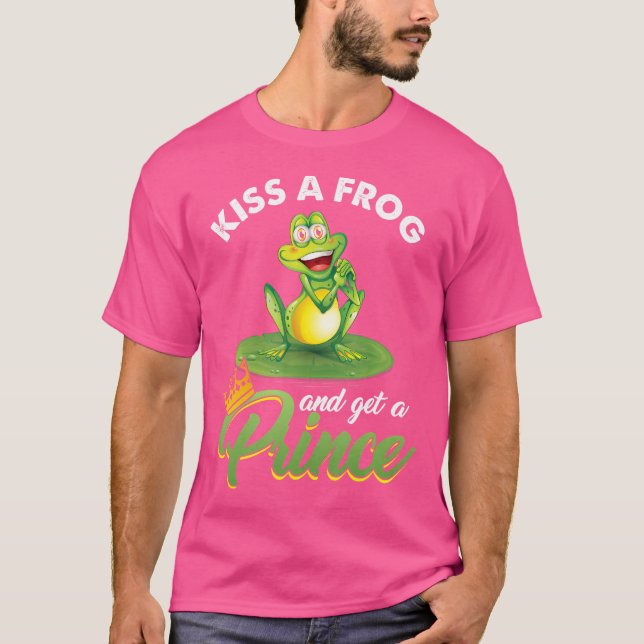Camiseta Sapo Lover Princesa Fada Crenças de Leite Beijando (Frente)