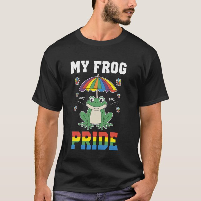 Camiseta Sapo Sorrindo Sob Guarda-Chuva Arco-Íris (Frente)