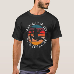 Camiseta Sapo Vintage Pegando Gigando Apaixonado Por Sapos