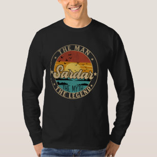 Camiseta SARDAR O Homem O Mito A Lenda Primeiro Nome