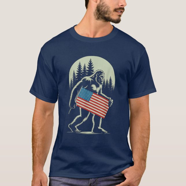 Camiseta Sasquatch American Flag para 4 de julho Bigfoot (Frente)