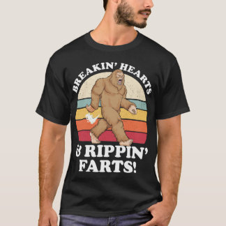Camiseta Sasquatch Breakin Hearts & Rippin Farts! Bigfoot F