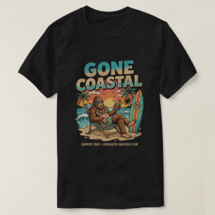 Camiseta Sasquatch de Férias na Praia Costeira de Verão