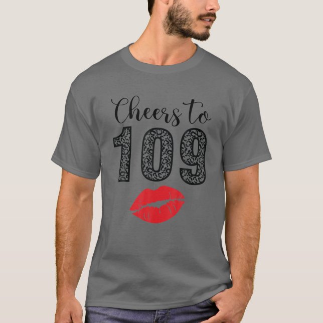 Camiseta Saúde A 109 Anos Lábios Feliz Aniversário Leopard  (Frente)