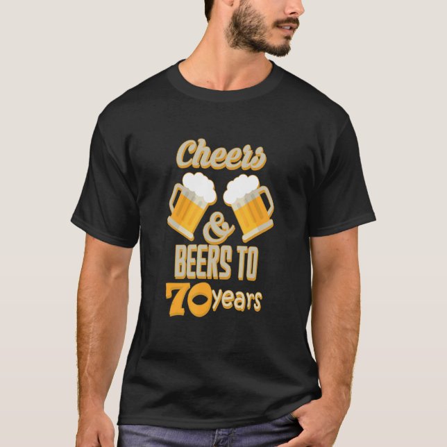 Camiseta Saúde E Cerveja Aos 70 Anos De Festa de aniversári (Frente)