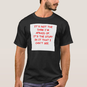 Camiseta scared da obscuridade