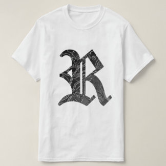 Camiseta Schwarze Buchstabe "R" im gotischen Stil