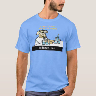 Camiseta Science Lab e Cluless Dog Scientist Vestindo Saf