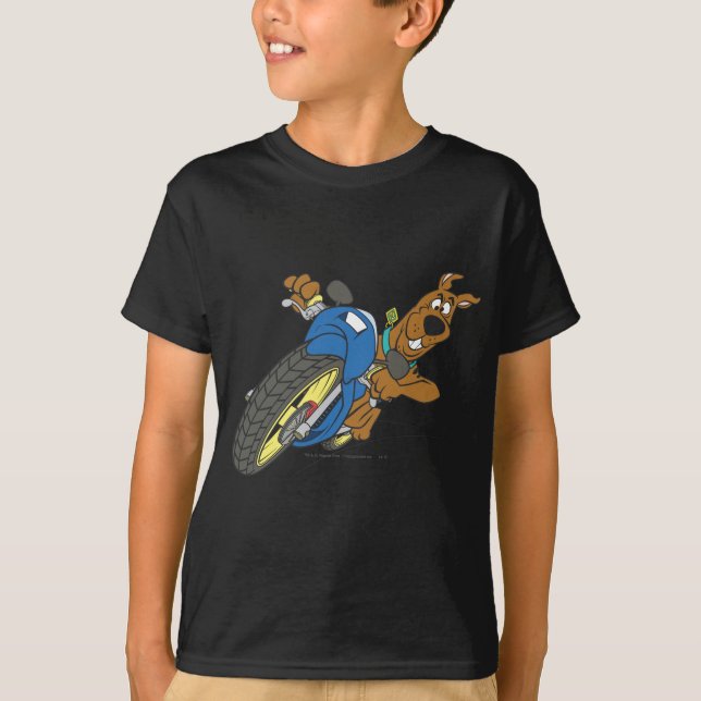 Camiseta Scooby-Doo Riding Motorcycle (Frente)