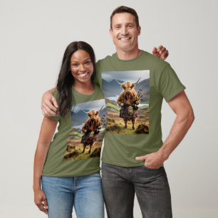 Camiseta Scottish Highland Cow Bagpiper,