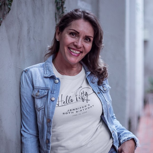Camiseta Script Olá Cinquenta Minimalista Aniversário de 50 (Criador carregado)