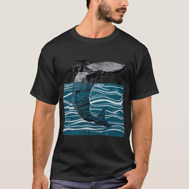 Camiseta sea whale jump whale in blue waves funny gift (Frente)