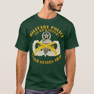 Camiseta Seção de Polícia Militar com Crachá de Jumpmaster