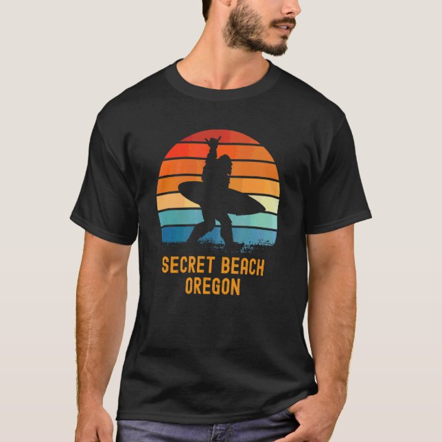 Camiseta Secret Beach Oregon Sasquatch Souvenir (Frente)