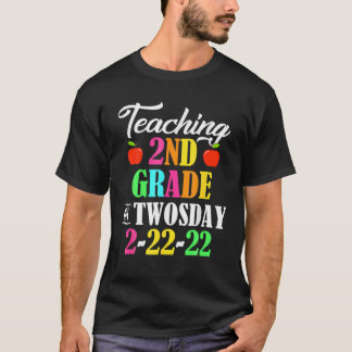 Camiseta Segundo De Ensino No Dia 2-22-22 22 De Fevereiro