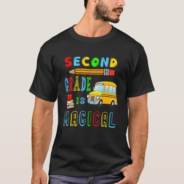 Camiseta Segundo Grau É Correspondência De Lápis De Ônibus  (Frente)