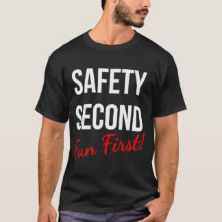 CAMISETA SEGUNDO TRABALHO DIVERTIDO DE SEGURANÇA