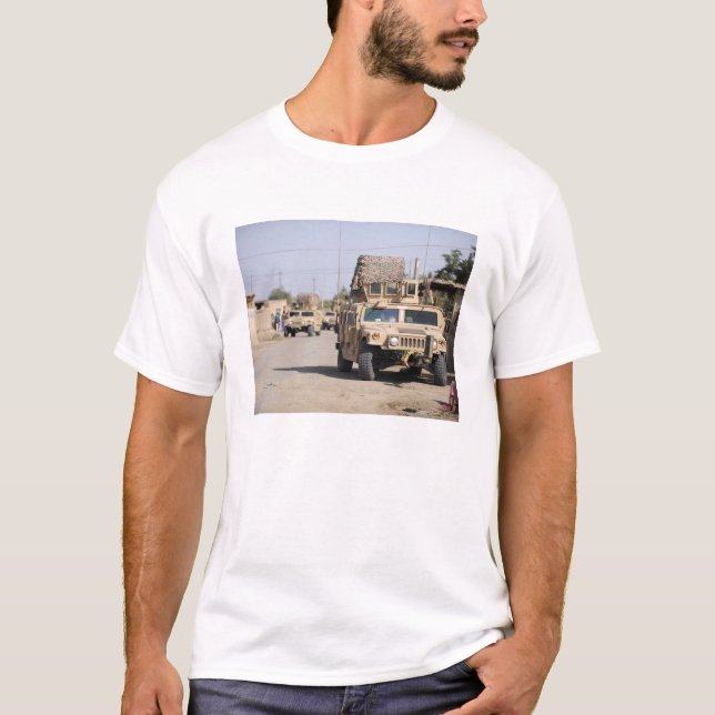 Camiseta Segurança de conduta da Humvee durante uma patrulh (Frente)