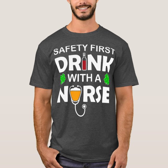 Camiseta Segurança do Vinho do Dia de São Patrício Primeira (Frente)