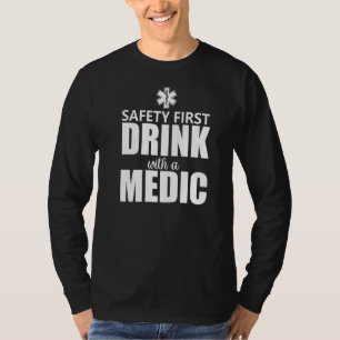 Camiseta Segurança Primeira Bebida Com Humor Adulto Engraça
