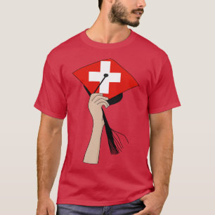 Camiseta Segurando a Suiça Acadêmica Quadrada