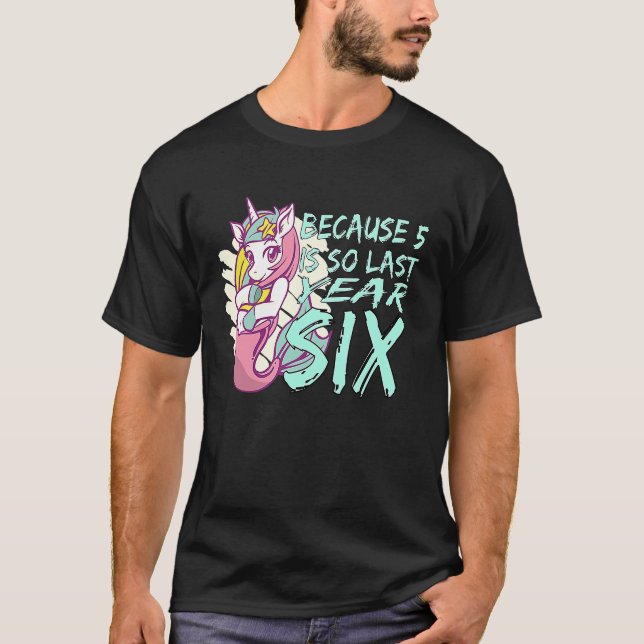 Camiseta Seis Porque Cinco É Assim No Ano Passado A Sereia  (Frente)